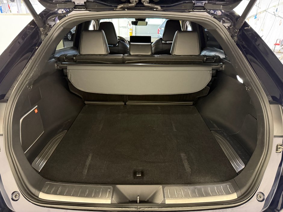 Toyota Venza XLE 2024-25