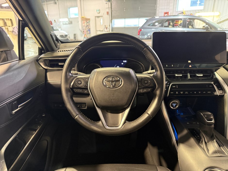 Toyota Venza XLE 2024-14