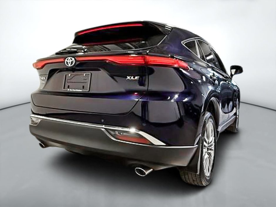 2024 Toyota Venza XLE-2