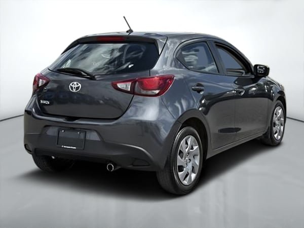 Toyota Yaris Hatchback BASE 2020-2