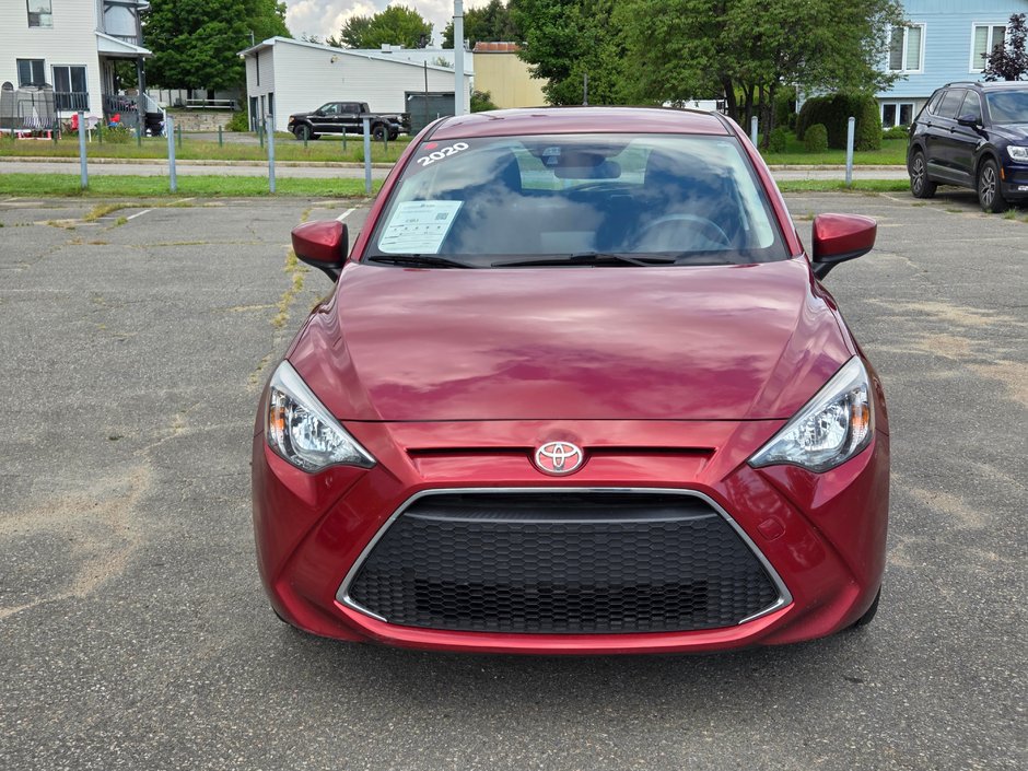 2020 Toyota Yaris Hatchback Base LE-7