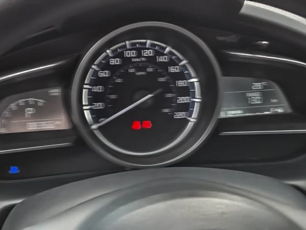 2020 Toyota Yaris Hatchback Base LE-13