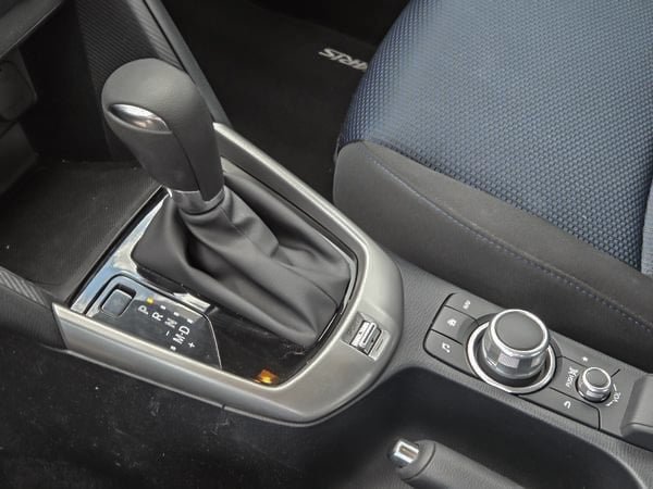 2020 Toyota Yaris Hatchback Base LE-16