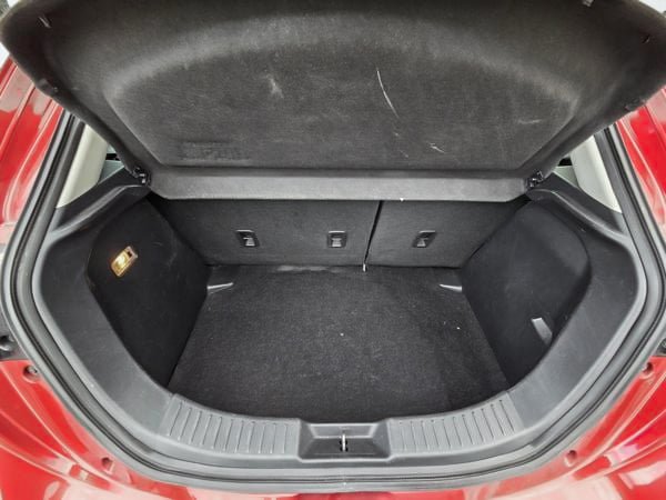 2020 Toyota Yaris Hatchback Base LE-18