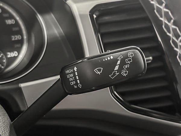 Volkswagen Atlas SEL 2021-18