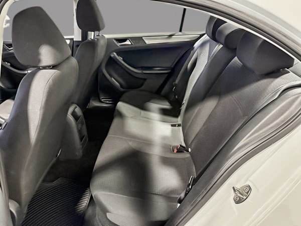 Volkswagen Berline Jetta COMFORTLINE 2017-24