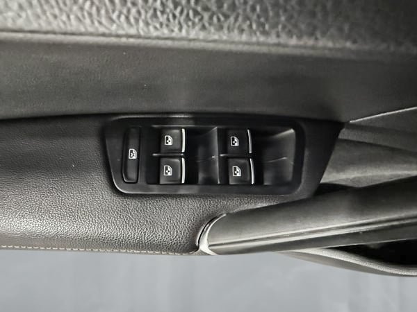 Volkswagen Golf R 2.0 TSI 2018-11
