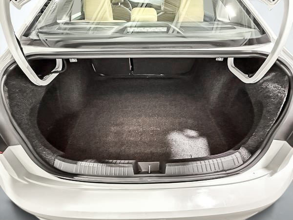 Volkswagen Jetta highline 2019-25