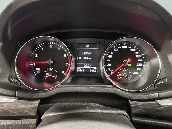 2018 Volkswagen Passat COMFORLINE-19