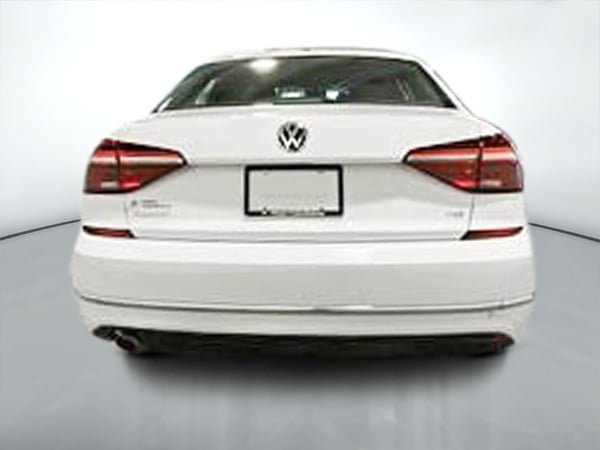 2018 Volkswagen Passat COMFORLINE-3