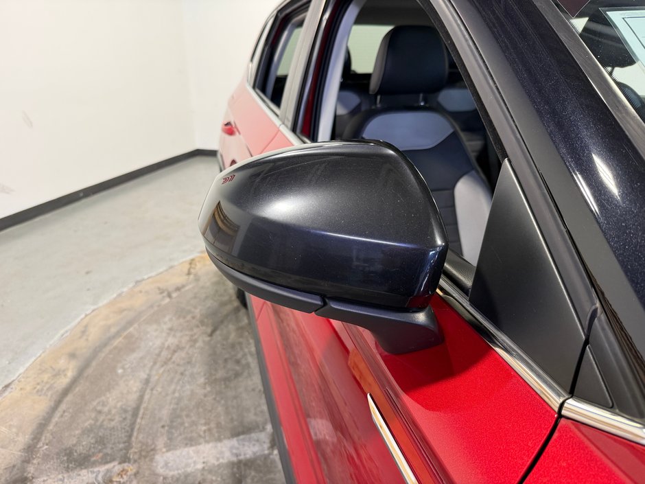 Volkswagen Taos HIGHLINE 2023-9