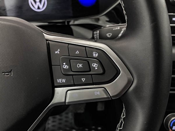 Volkswagen Taos S 2023-13