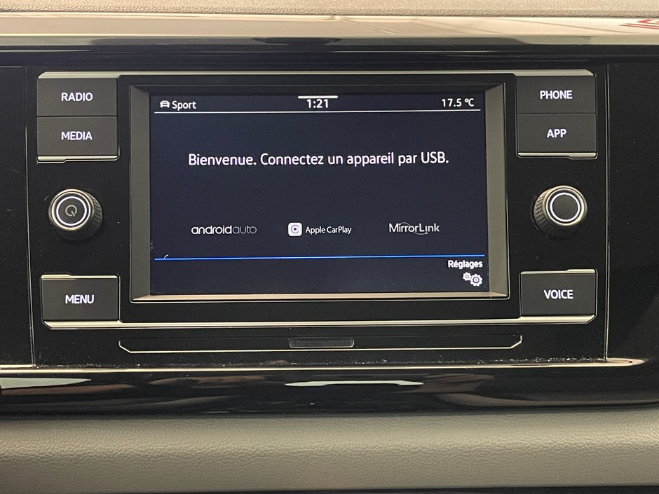 2023 Volkswagen Taos S-18