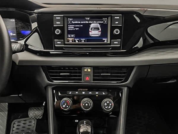 Volkswagen Taos S 2023-16