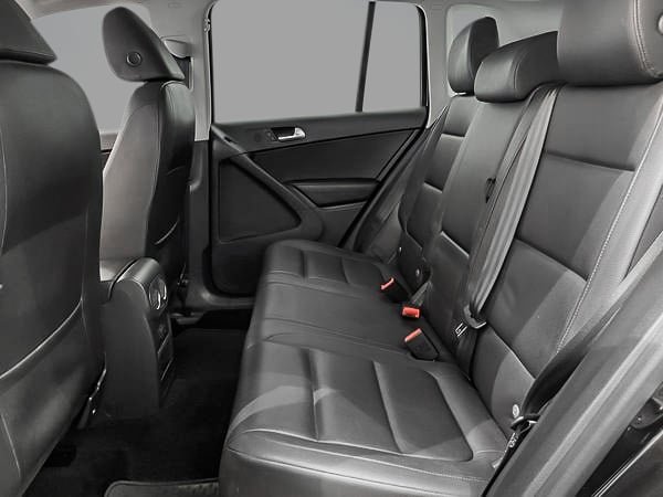 Volkswagen Tiguan Wolfsburg 4Motion 2017-23