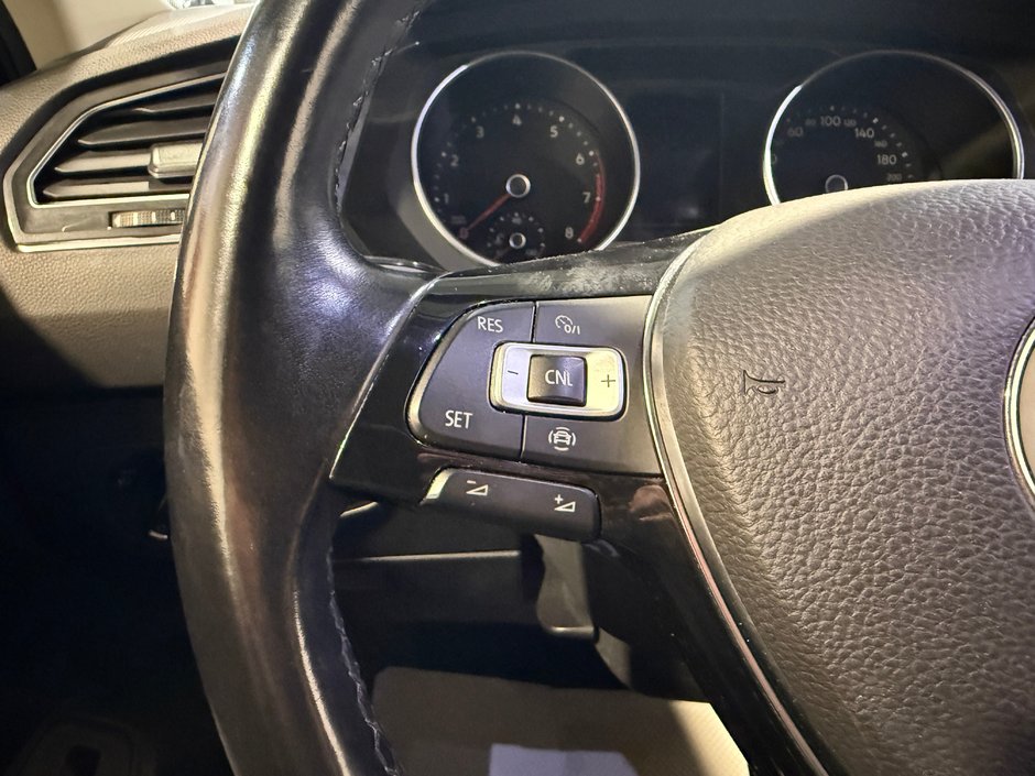 Volkswagen Tiguan COMFORTLINE 2019-14