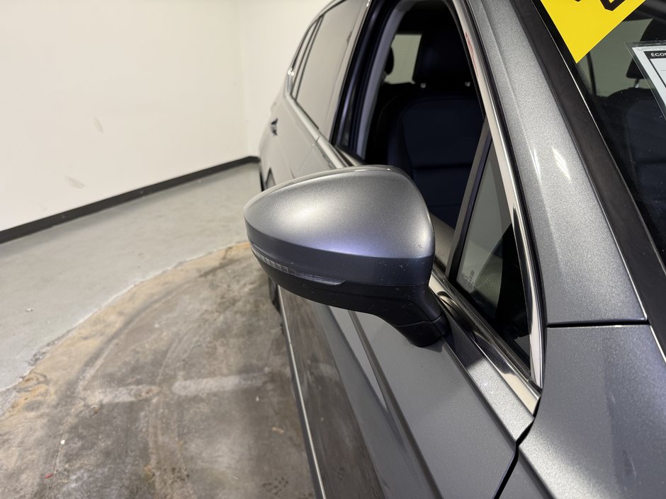 Volkswagen Tiguan COMFORTLINE 2019-8
