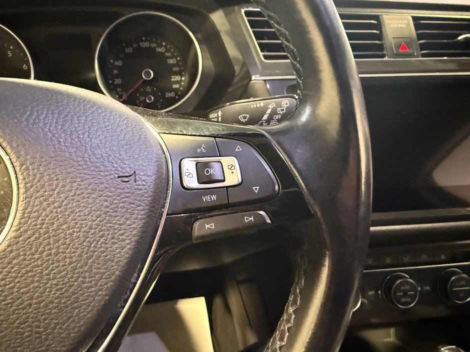 Volkswagen Tiguan COMFORTLINE 2019-15