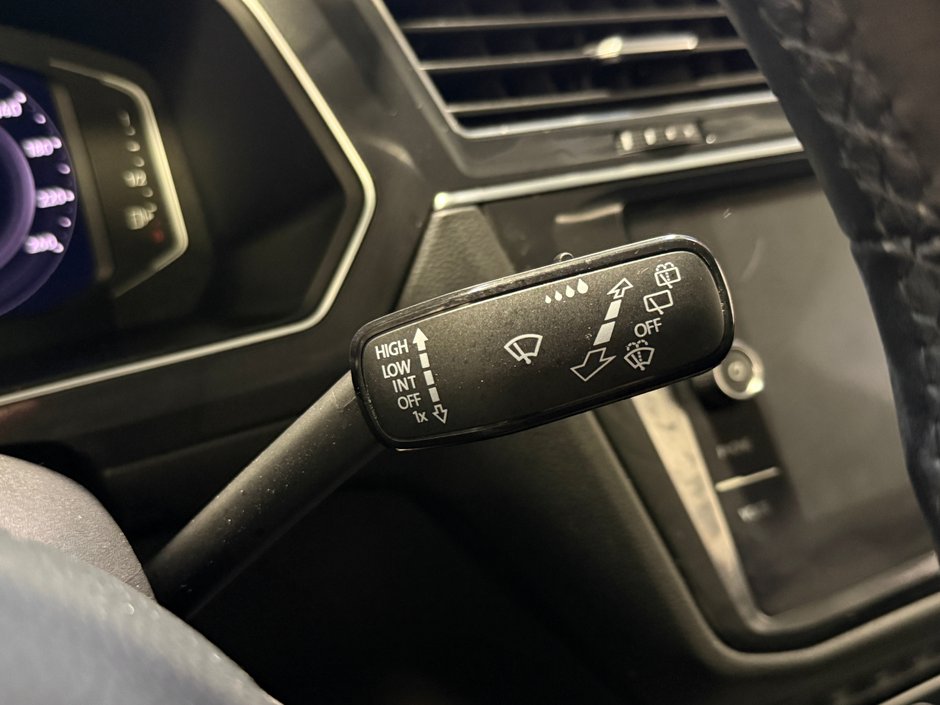 2021 Volkswagen Tiguan Confortline-18