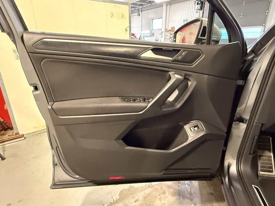 2021 Volkswagen Tiguan Confortline-11