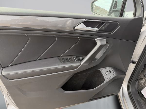 2024 Volkswagen Tiguan COMFORTLINE-9