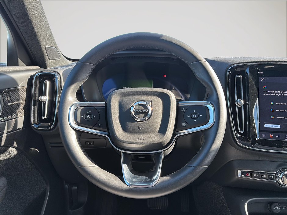 2025 Volvo EX40 ULTRA TWIN MOTOR-15