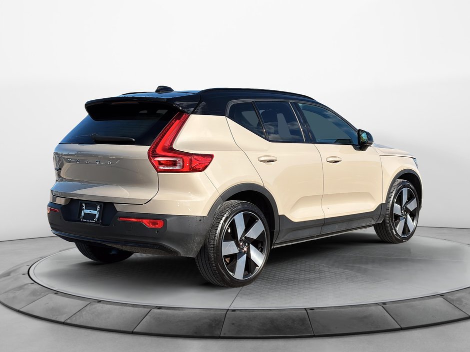 2025 Volvo EX40 ULTRA TWIN MOTOR-4