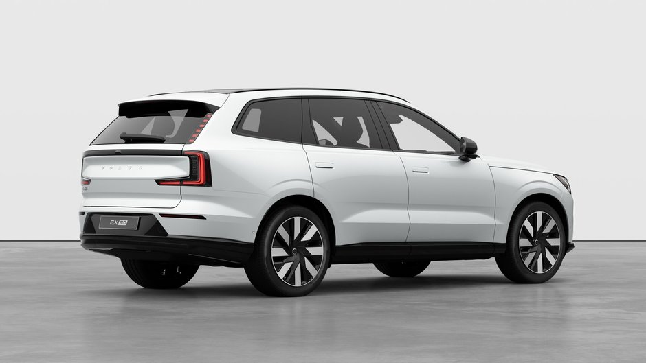 2025 Volvo EX90 Ultra-3