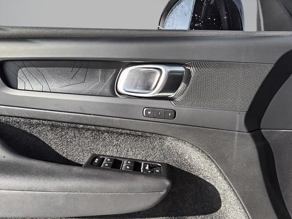 Volvo Recharge XC40 tout électrique TWIN PLUS AWD 2023-12