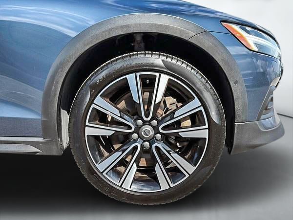 Volvo V60 Cross Country T5 PREMIER AWD // PLUS PACKAGE 2020-6