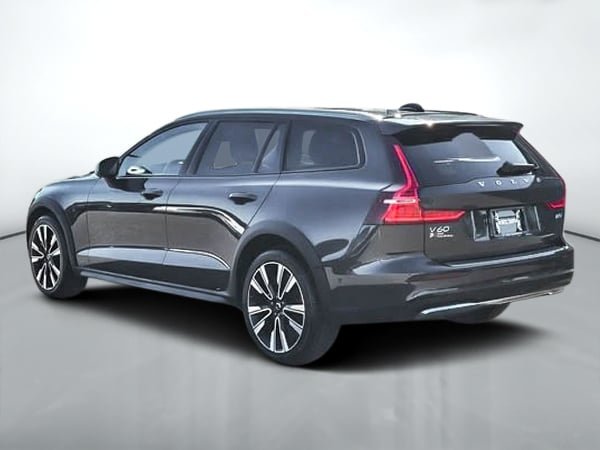 2024 Volvo V60 Cross Country B5 PLUS AWD-2