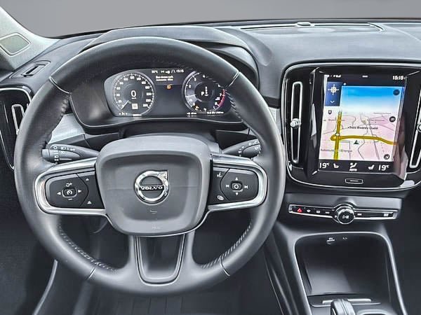 2020 Volvo XC40 T5 MOMENTUM AWD-13