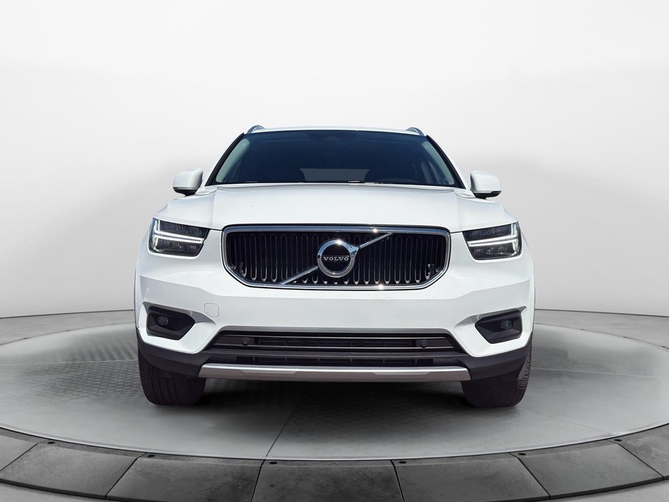 2020 Volvo XC40 T5 MOMENTUM AWD-1