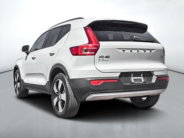 2020 Volvo XC40 T5 MOMENTUM AWD-6