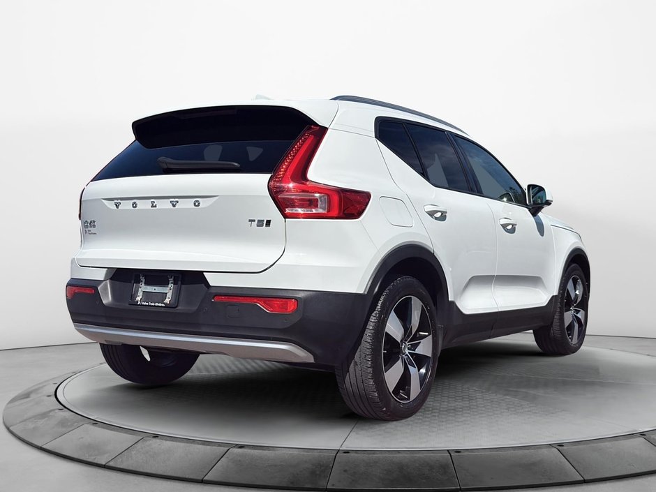 2020 Volvo XC40 T5 MOMENTUM AWD-4