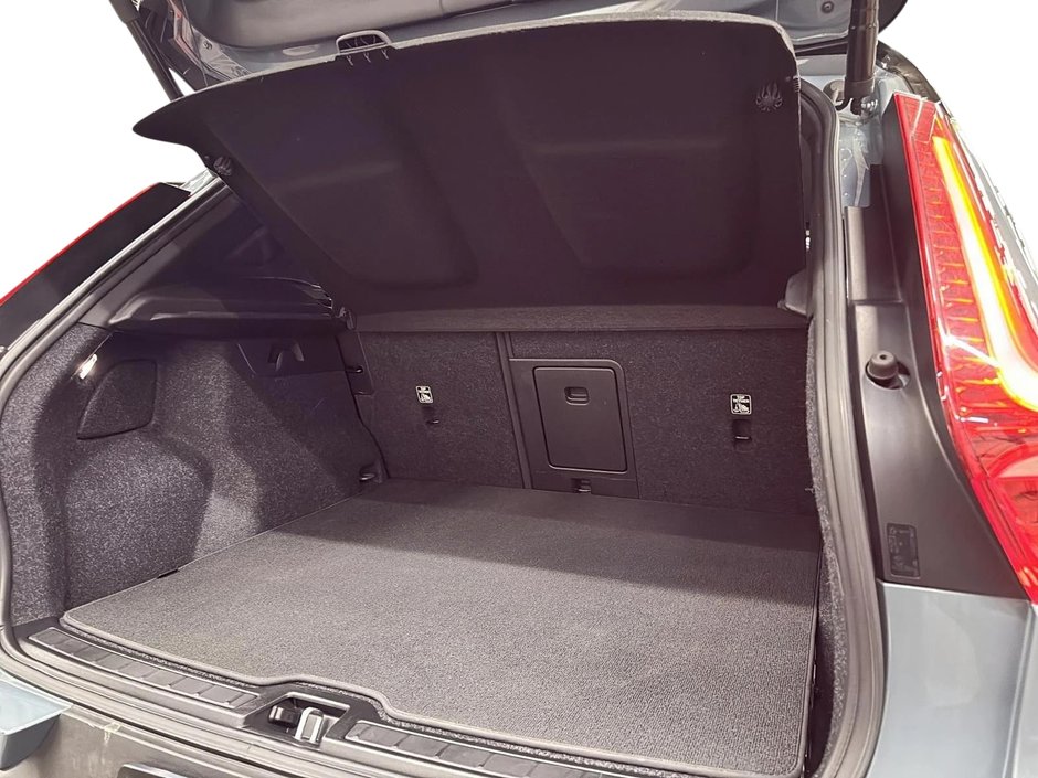 Volvo XC40 T5 R-DESIGN AWD // POLESTAR 2022-15