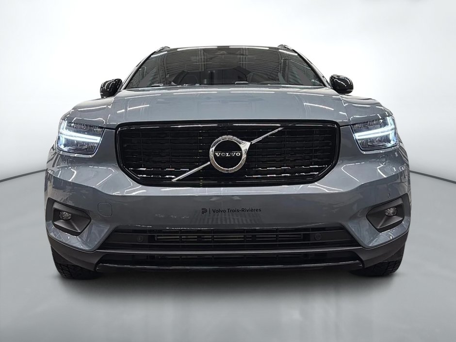 Volvo XC40 T5 R-DESIGN AWD // POLESTAR 2022-1