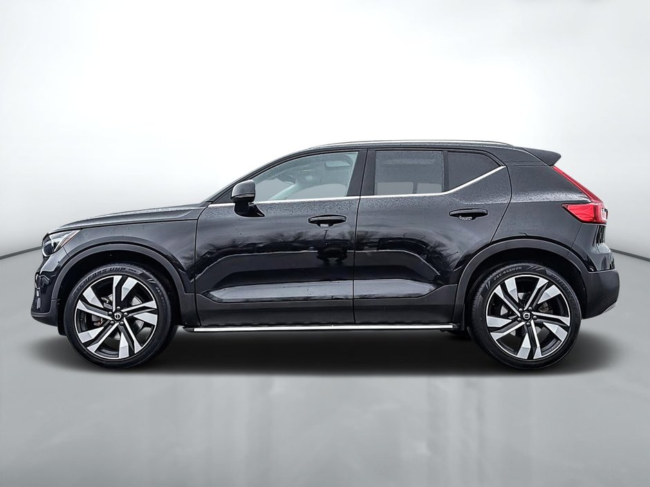 Volvo XC40 B5 PLUS AWD 2023-7