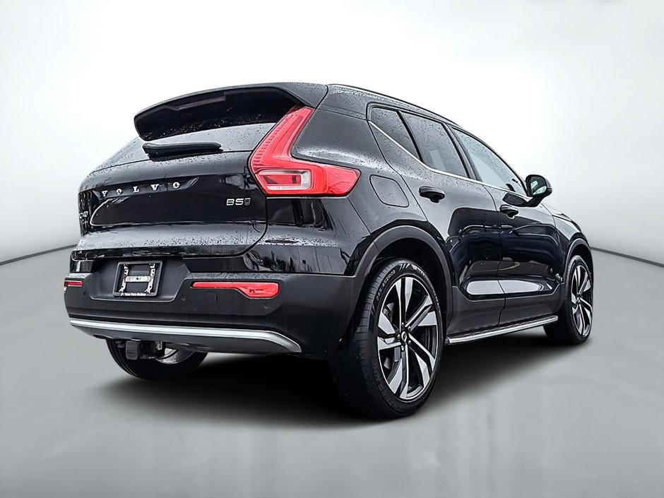 Volvo XC40 B5 PLUS AWD 2023-4