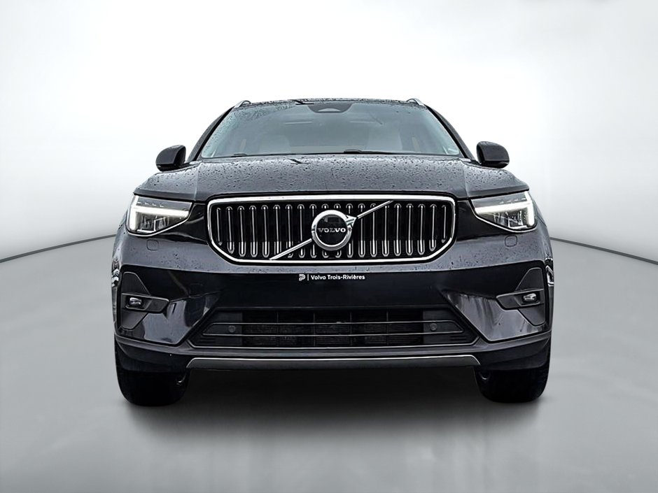Volvo XC40 B5 PLUS AWD 2023-1