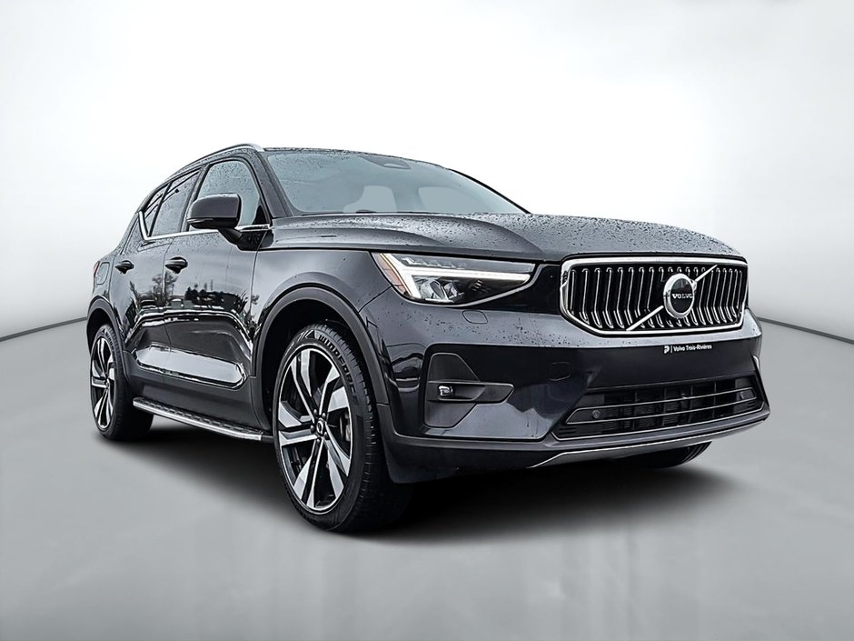 Volvo XC40 B5 PLUS AWD 2023-0