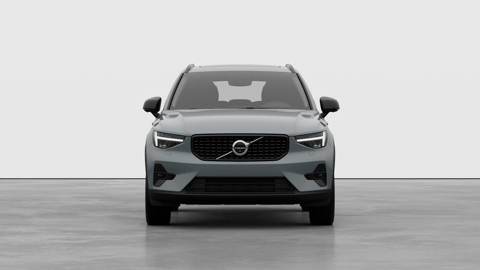 Volvo XC40 Plus Dark Theme 2026-4