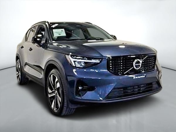 2026 Volvo XC40 B5 PLUS DARK THEME-0