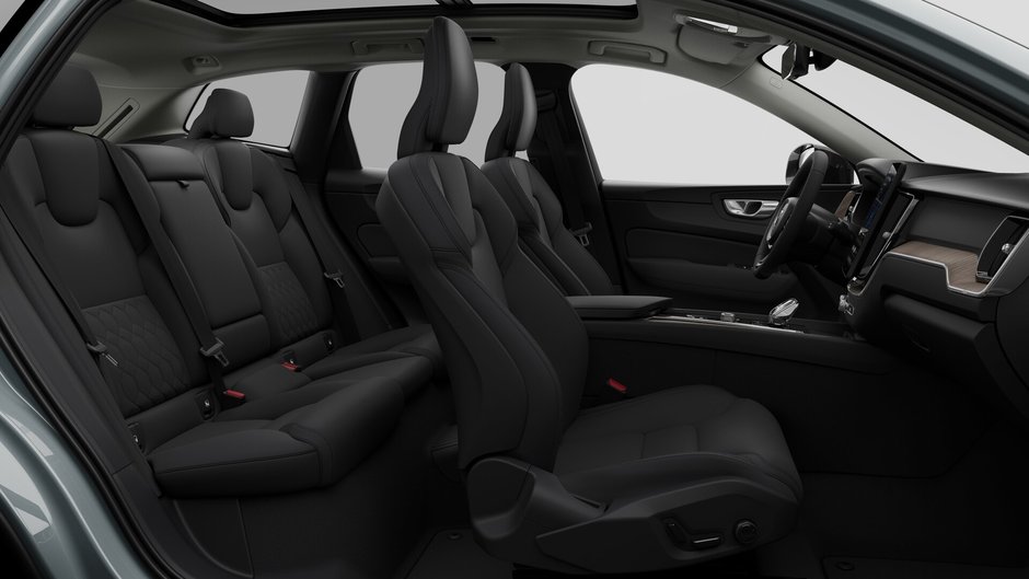 2026 Volvo XC60 Plug-In Hybrid Core Dark Theme-12