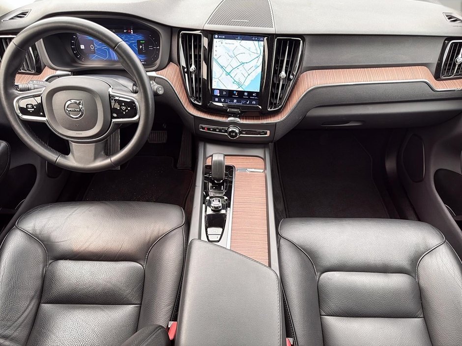 2023 Volvo XC60 Recharge T8 PLUS AWD PHEV // POLESTAR OPTIMISATION-14