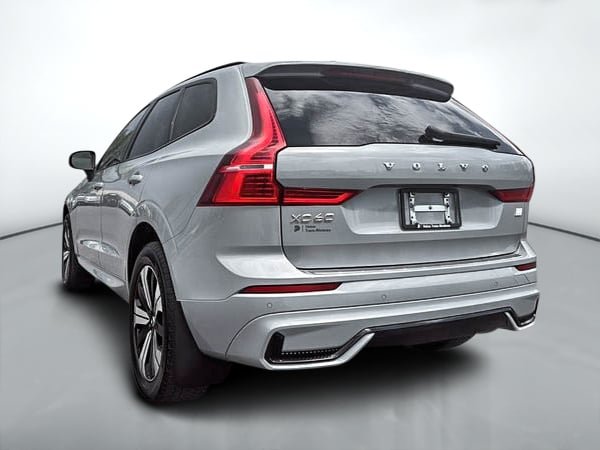 Volvo XC60 Recharge T8 CORE AWD // PLUG IN 2024-6