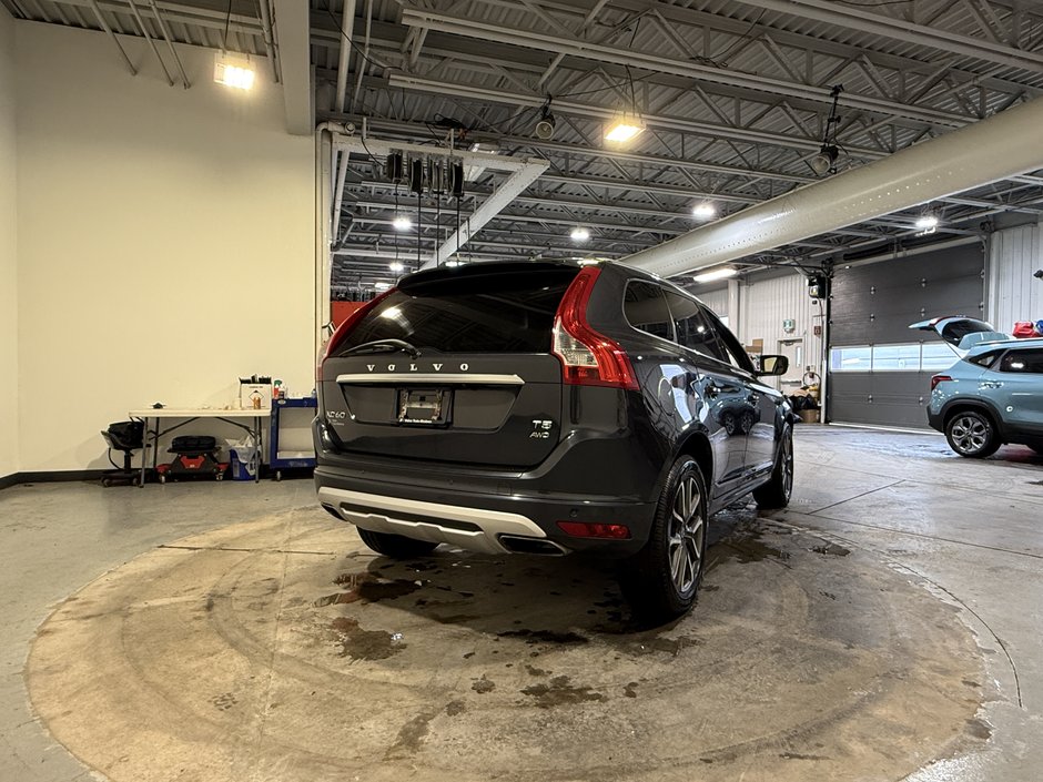 2017 Volvo XC60 T5 SPECIAL EDITION AWD-4