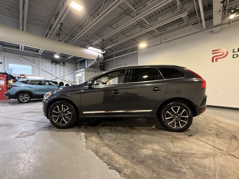 2017 Volvo XC60 T5 SPECIAL EDITION AWD-7