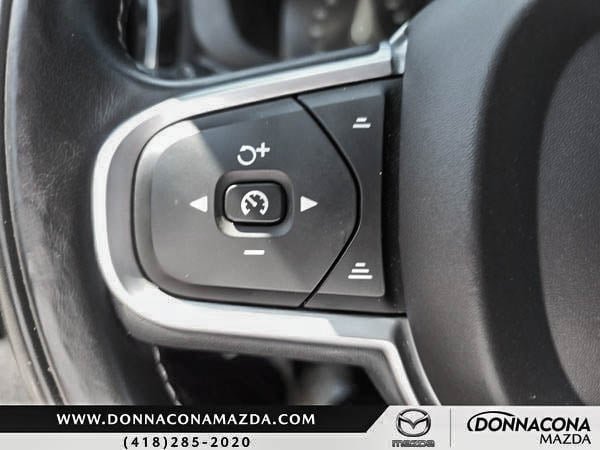 2020 Volvo XC60 T6 MOMENTUM-14