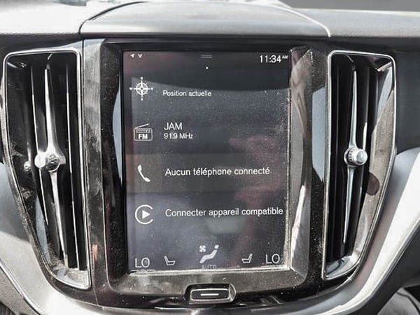 2020 Volvo XC60 T6 MOMENTUM-16